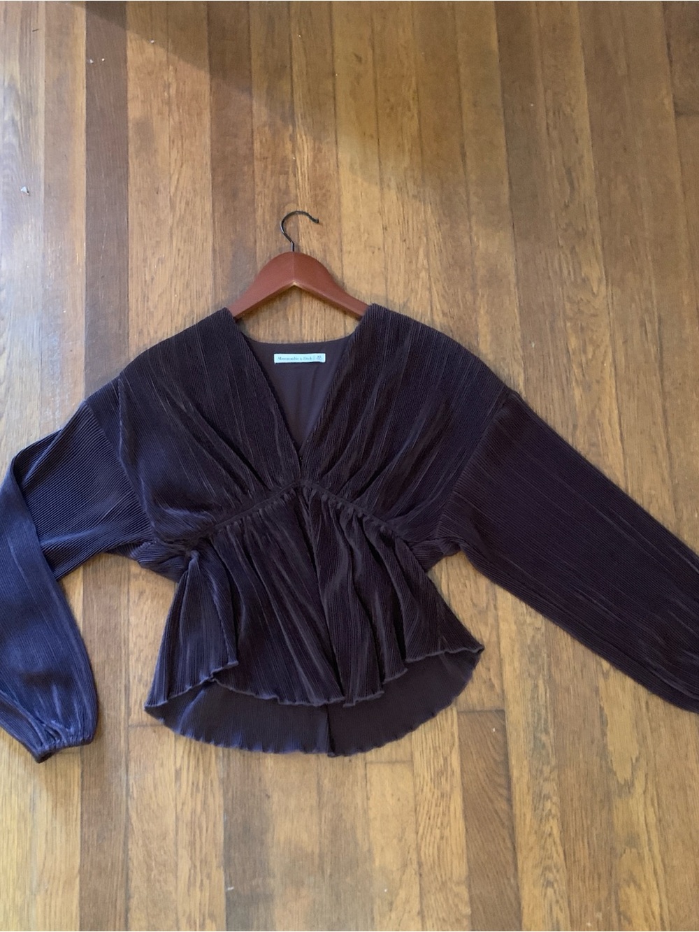 Pleated V-Neck Women's Top in Deep brown